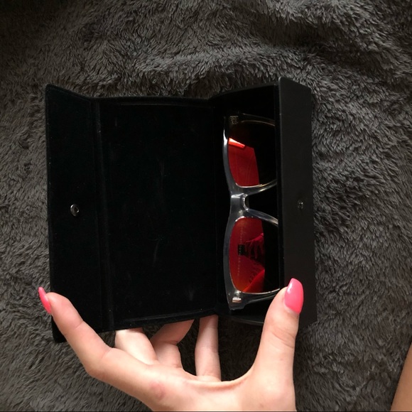 Marc Jacobs Sunglasses - Picture 3 of 5